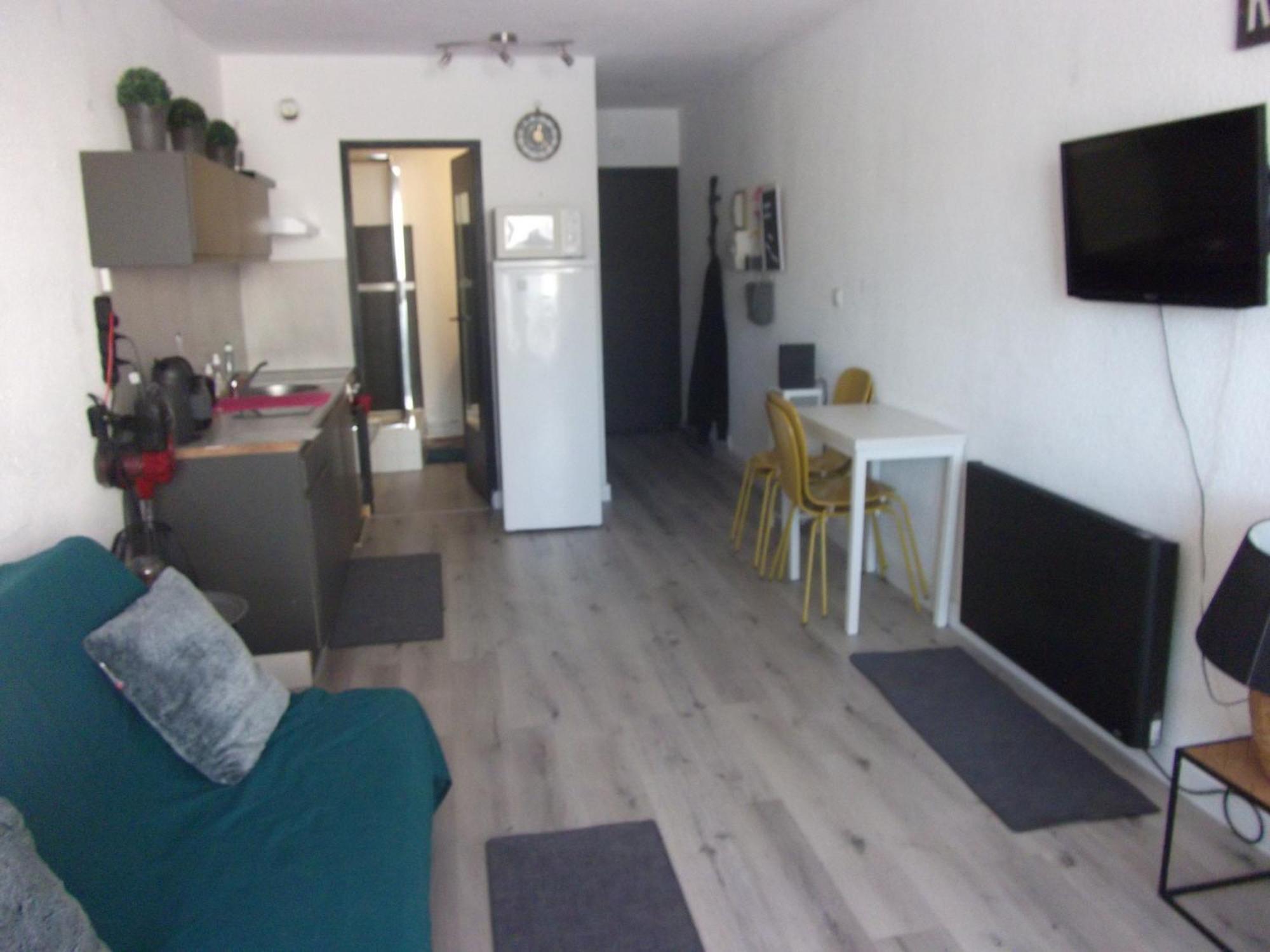 Studio Sur Le Port, Climatisation, Wifi, Piscine, Lave-Linge جرْويسا المظهر الخارجي الصورة